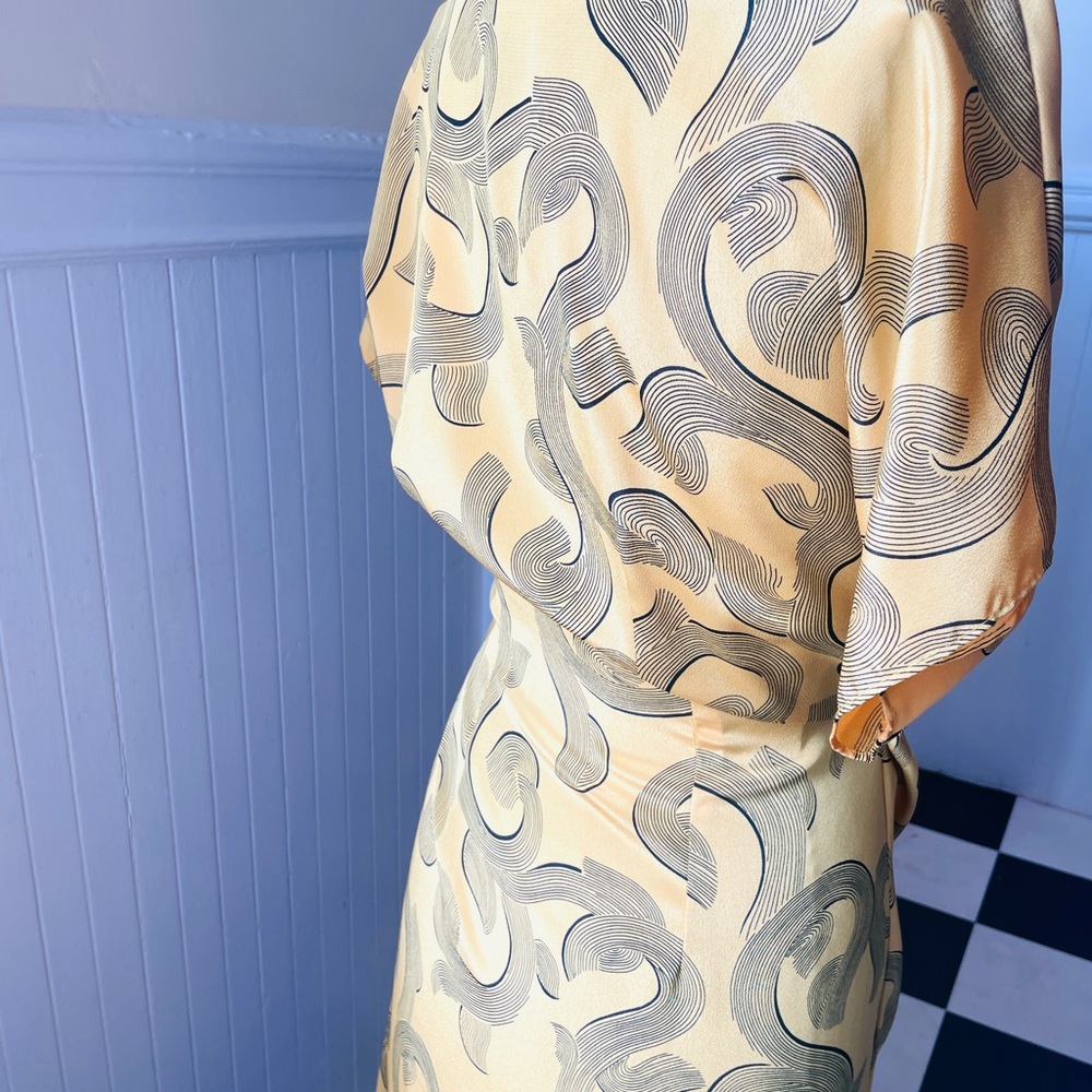 Yellow Virgo Midi Dress with Swirl Design - Picture 5 of 5